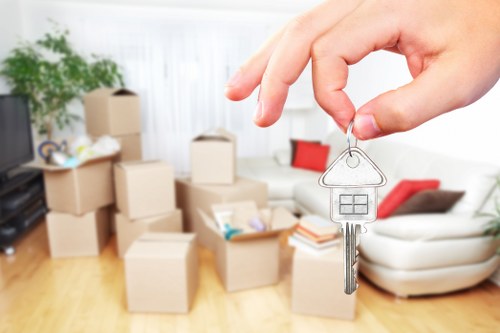 Moving truck service in Petts Wood for local house and business moves