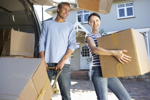 Petts Wood man and van team handling a careful collection and delivery